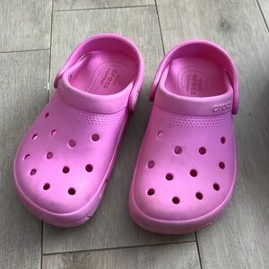 Crocs girls pink size 12